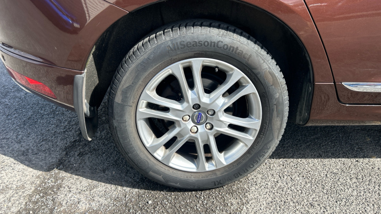 Volvo Xc60 D5 [220] SE Lux Nav 5dr AWD Geartronic Diesel Estate